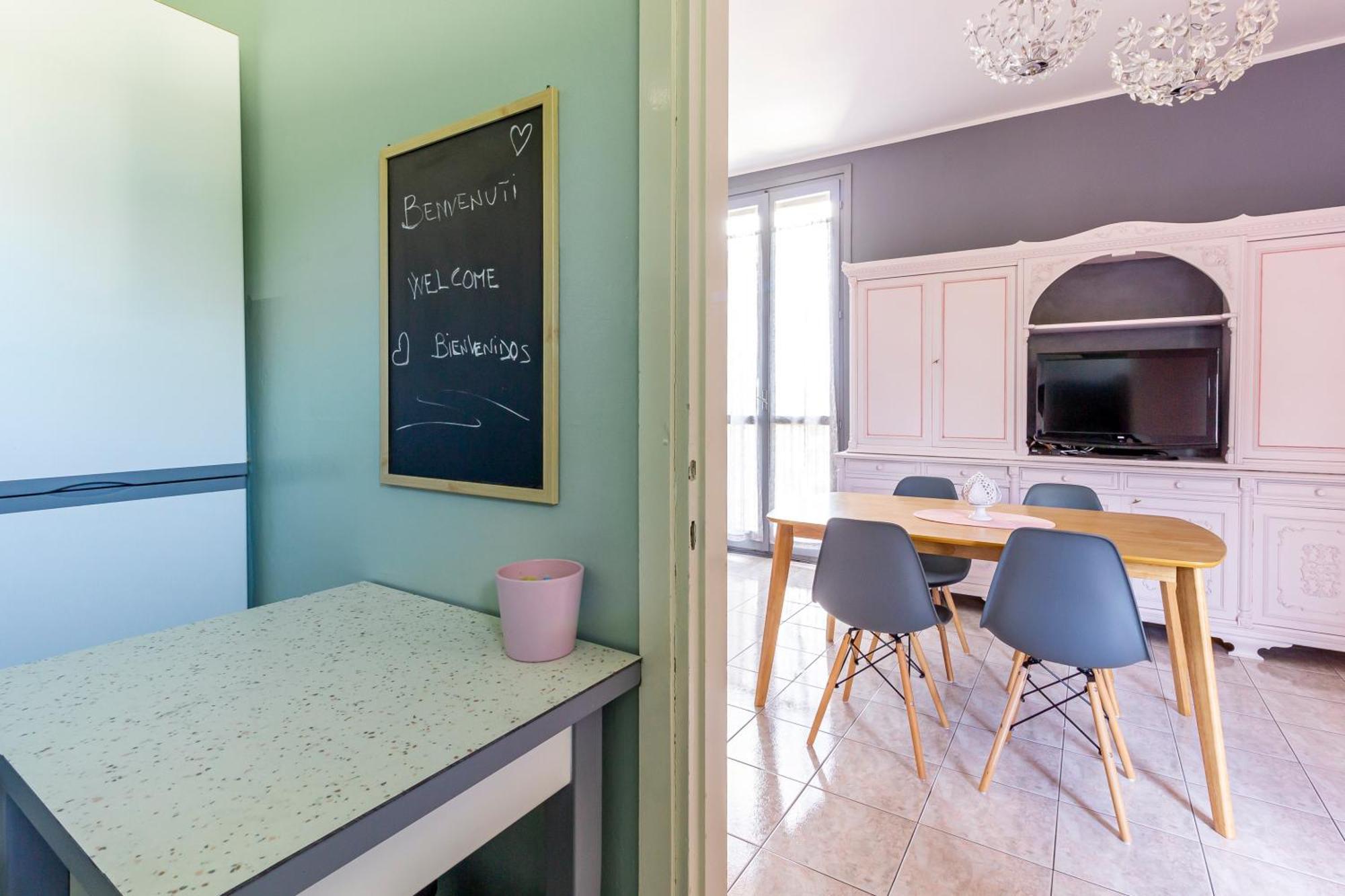 Ferienwohnung Parking & Terrace - Large 90 Mq - Self Check-In & Remote Access Como Exterior foto
