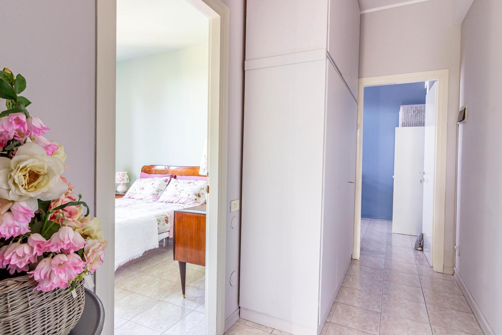 Ferienwohnung Parking & Terrace - Large 90 Mq - Self Check-In & Remote Access Como Exterior foto